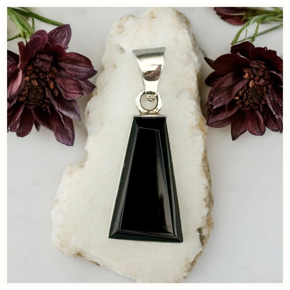 VINTAGE Mexico Sterling Silver 925 Black Onyx Stone Geometric Necklace Pendant